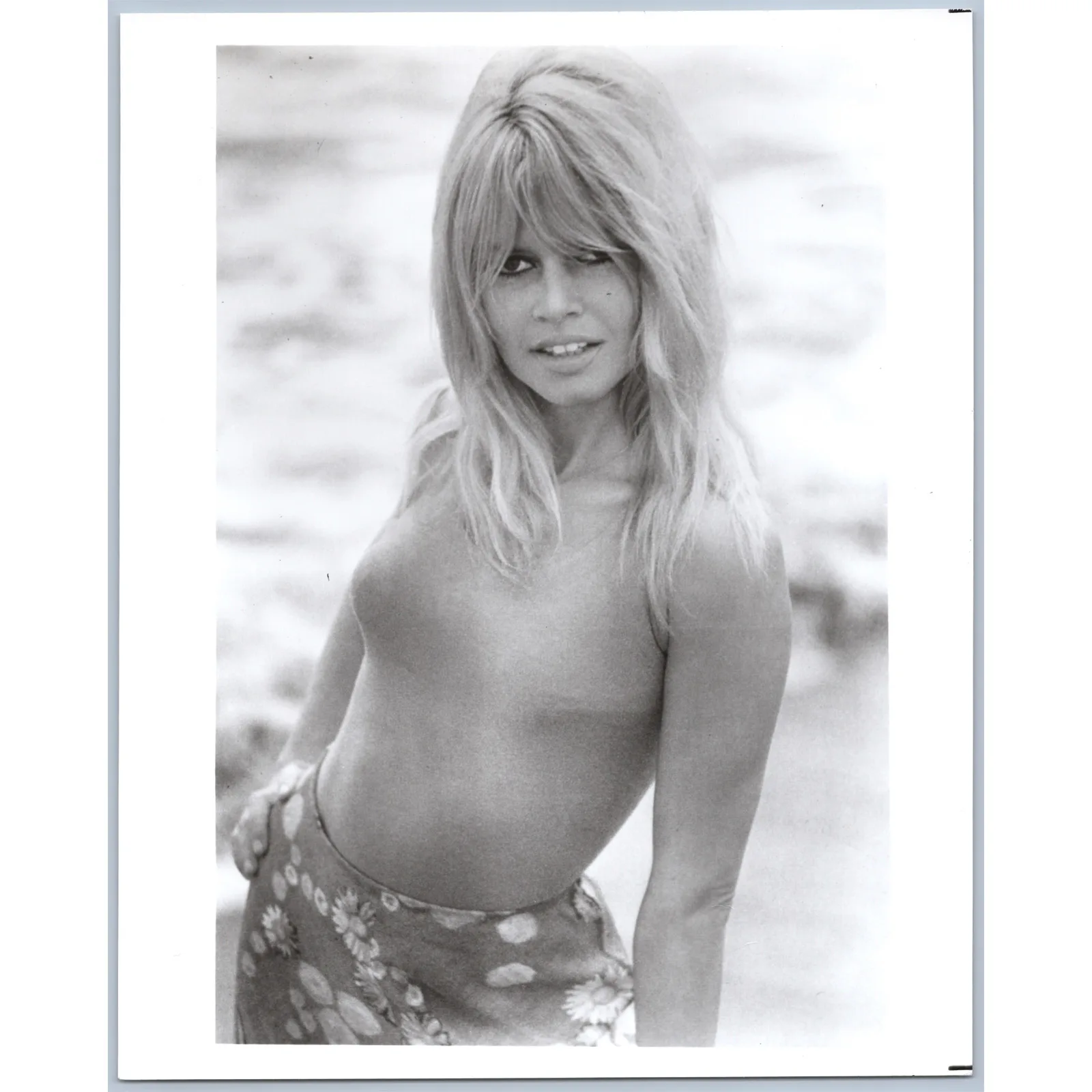 c.1960 Brigitte Bardot Sex Symbol Pinup Animal Activist Original Publicity Photo