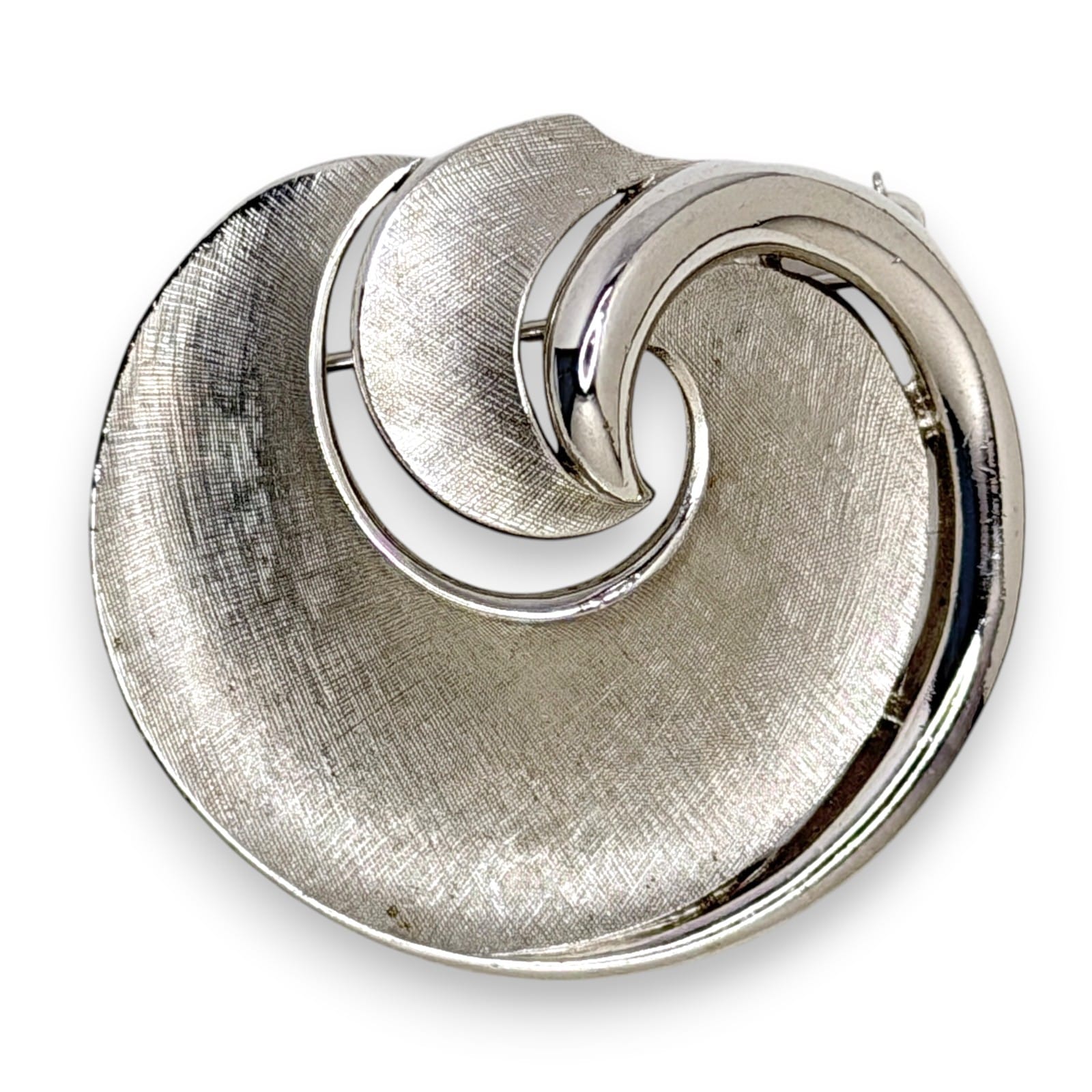 c1960 Crown Trifari Brushed Silver Tone Modernist Abstract Wave Swirl Brooch Pin