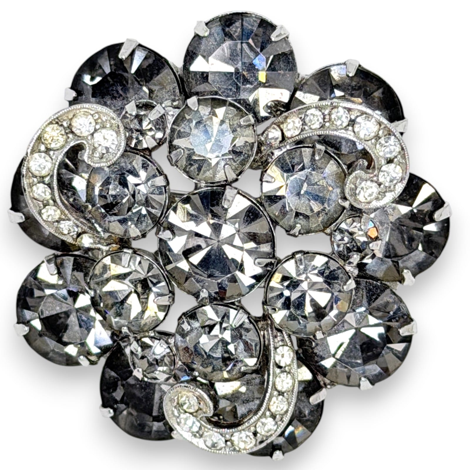 1950s Weiss Smoky Gray Clear Rhinestone 3-D Cluster Brooch Silver Tone Round Pin